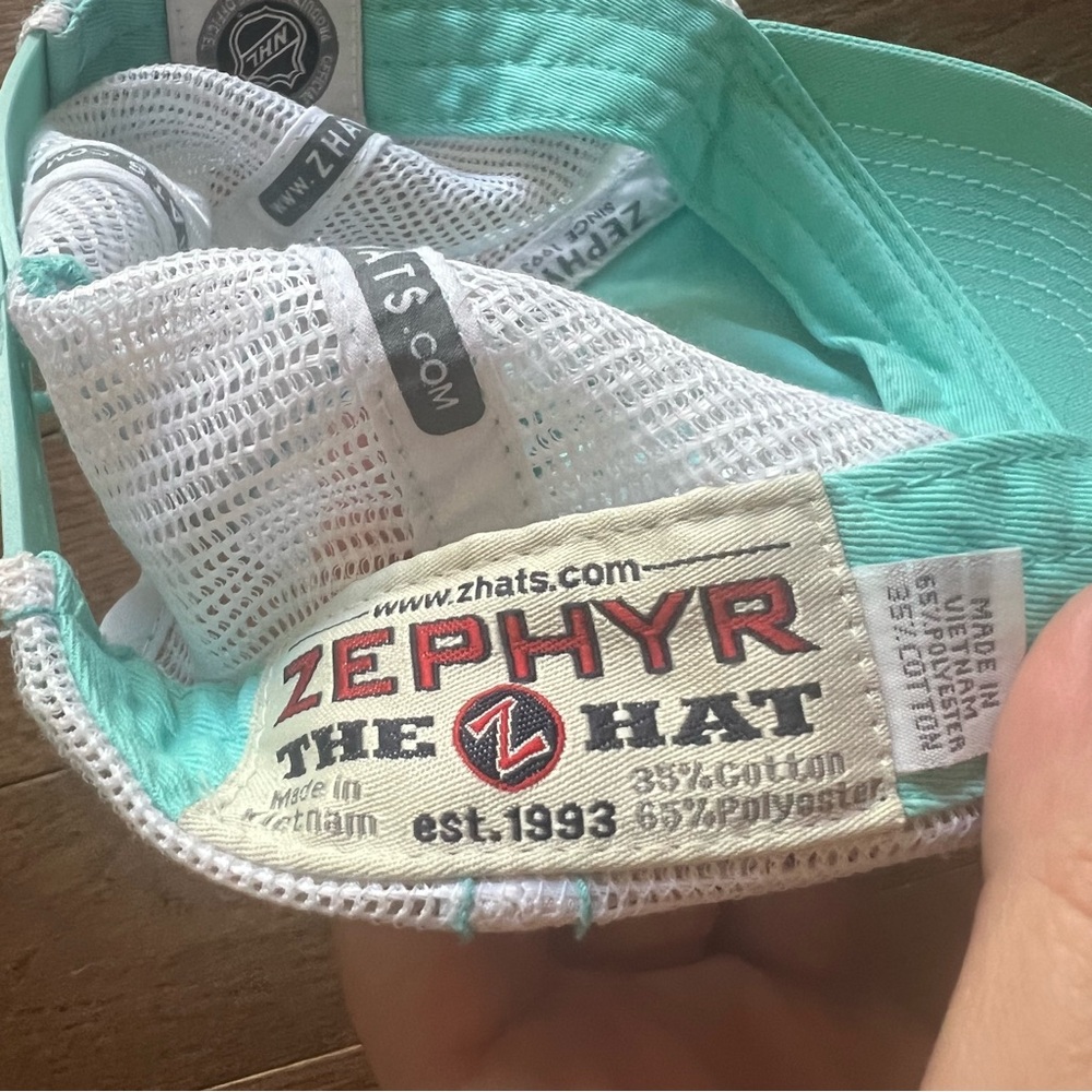 Oilers Hat - Picture 6 of 10